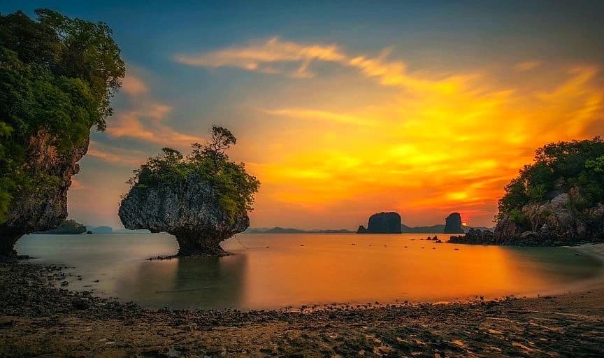 Private Hong Island Sunset Tour by Longtail Boat